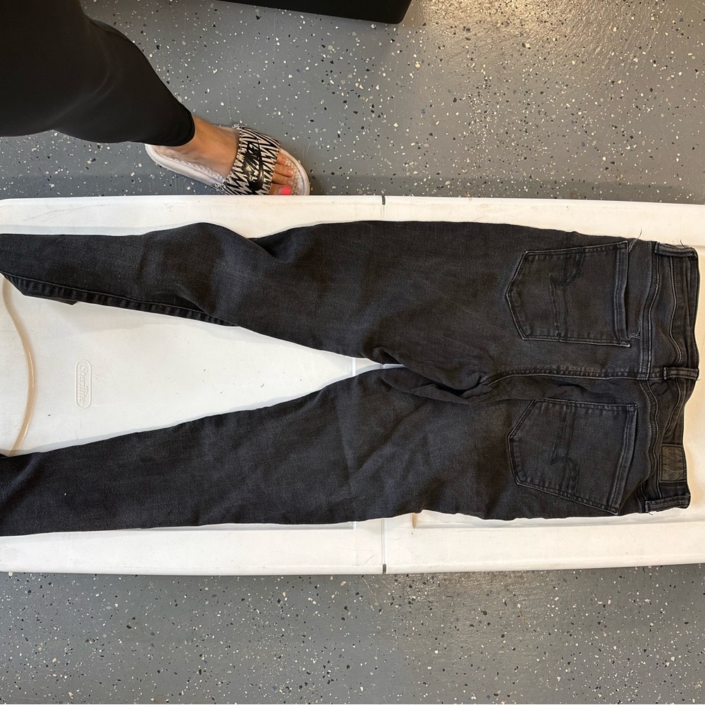 American Eagle Outfitters Women's Dark Gray Skinny Jeans